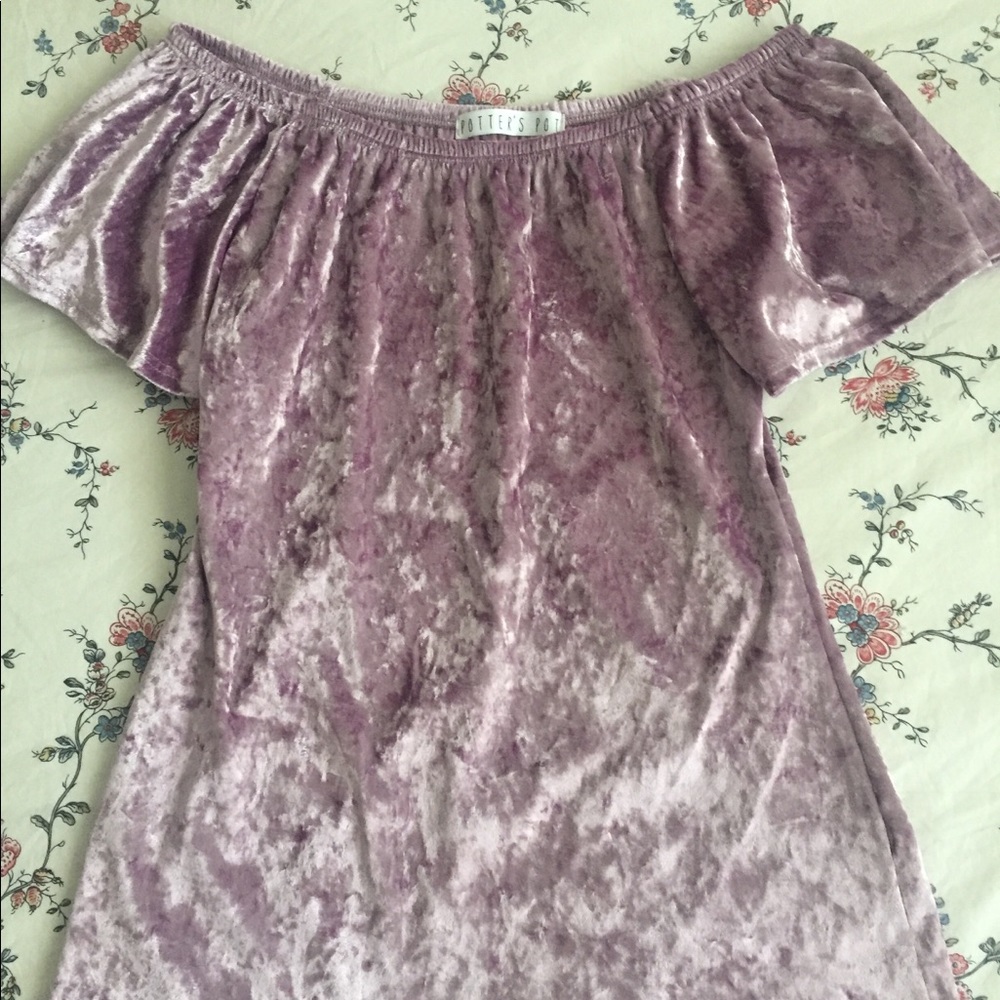 Short sleeve lavender blouse